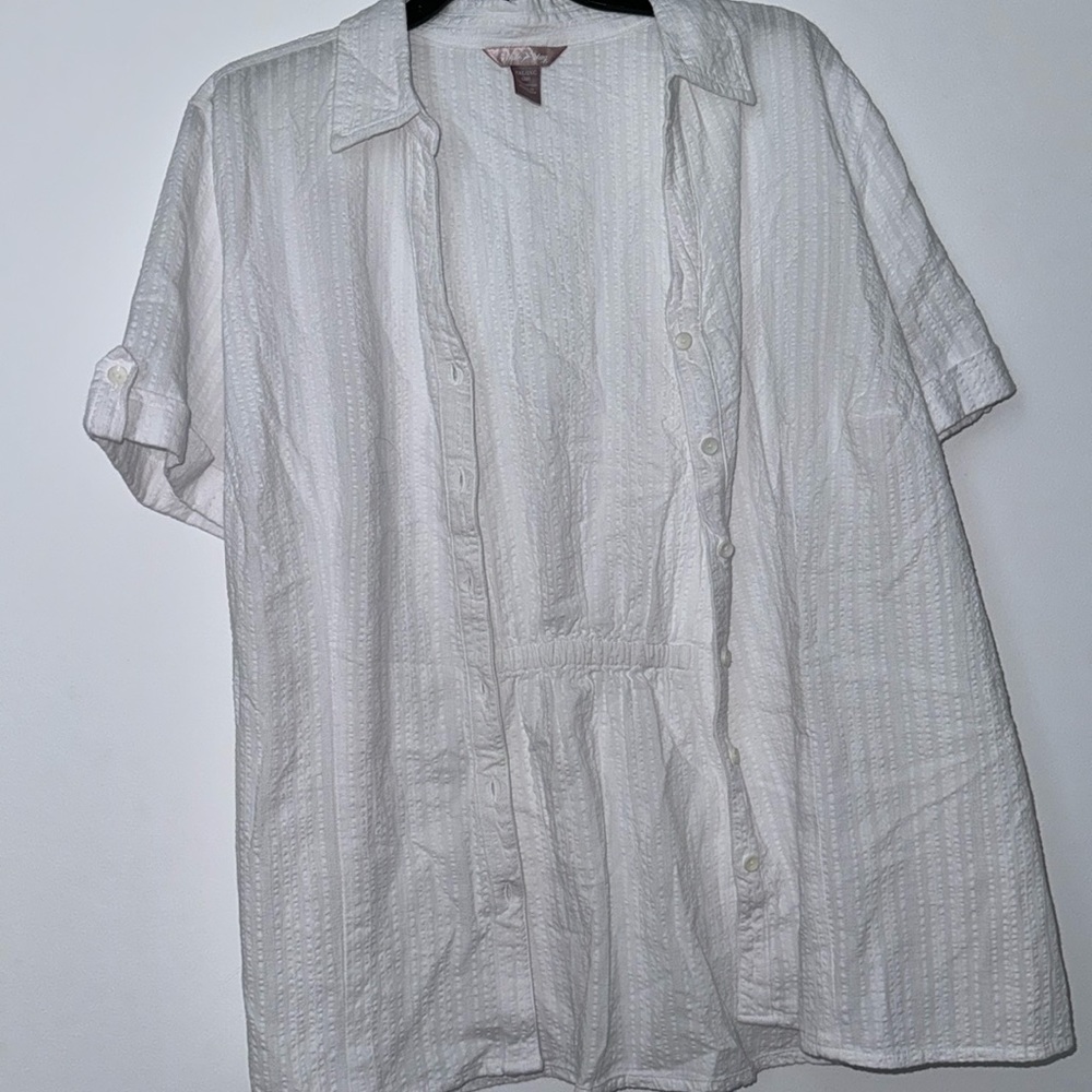 Women’s button up